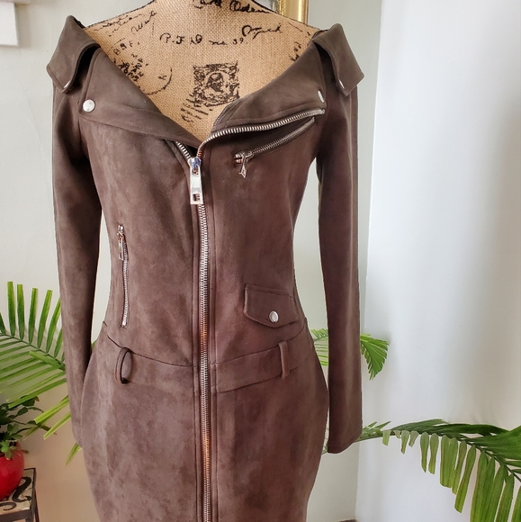 A'GACI ZIPPPER DRESS 👗 - Picture 8 of 10